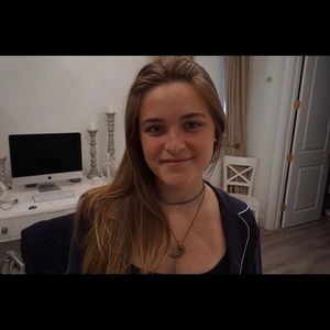 Meet your Posher, Sophi